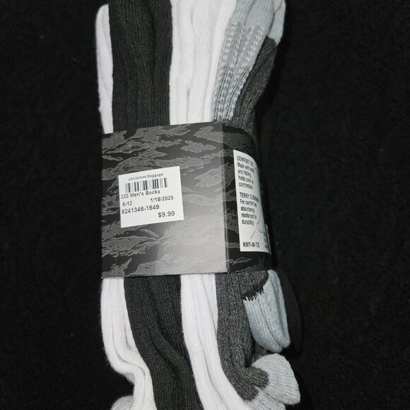 NWT ecko unltd. Men's 1/2 Cushion Crew Socks (8 pair) (Sock size 10-13) - Picture 5 of 6